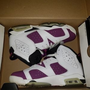 Air Jordan 6 Retro
